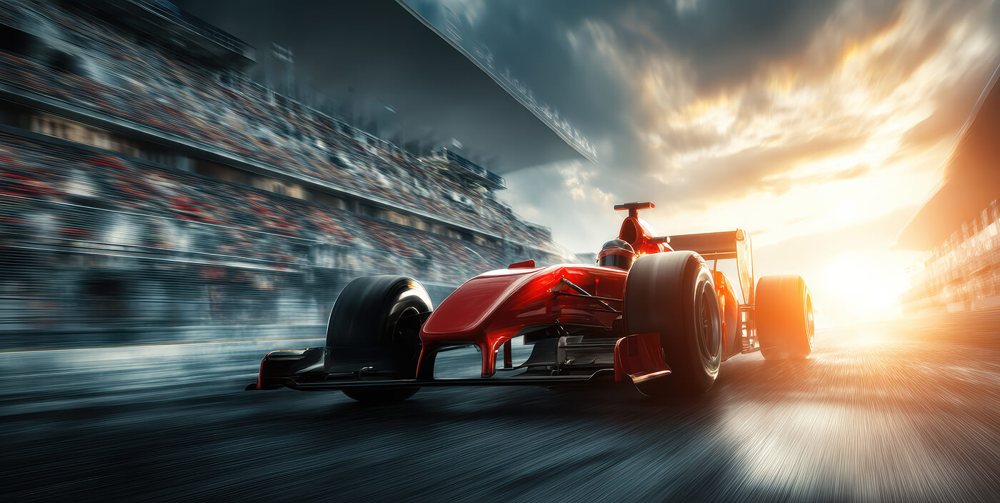 Monopost de Formula 1 pe circuit